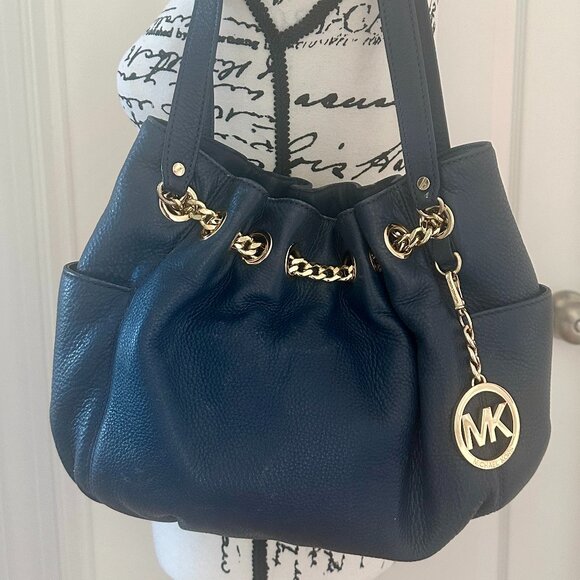 Michael Kors Navy Hobo - Picture 1 of 11